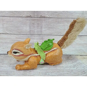 Disney Fairies Tinkerbell Ride-Along Friends Scamper Chipmunk Squirrel Toy 2006